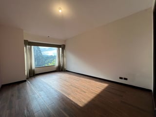 Venta de hermosa casa en Condominio – Colonia El Prado, Zona 10 - Image 6