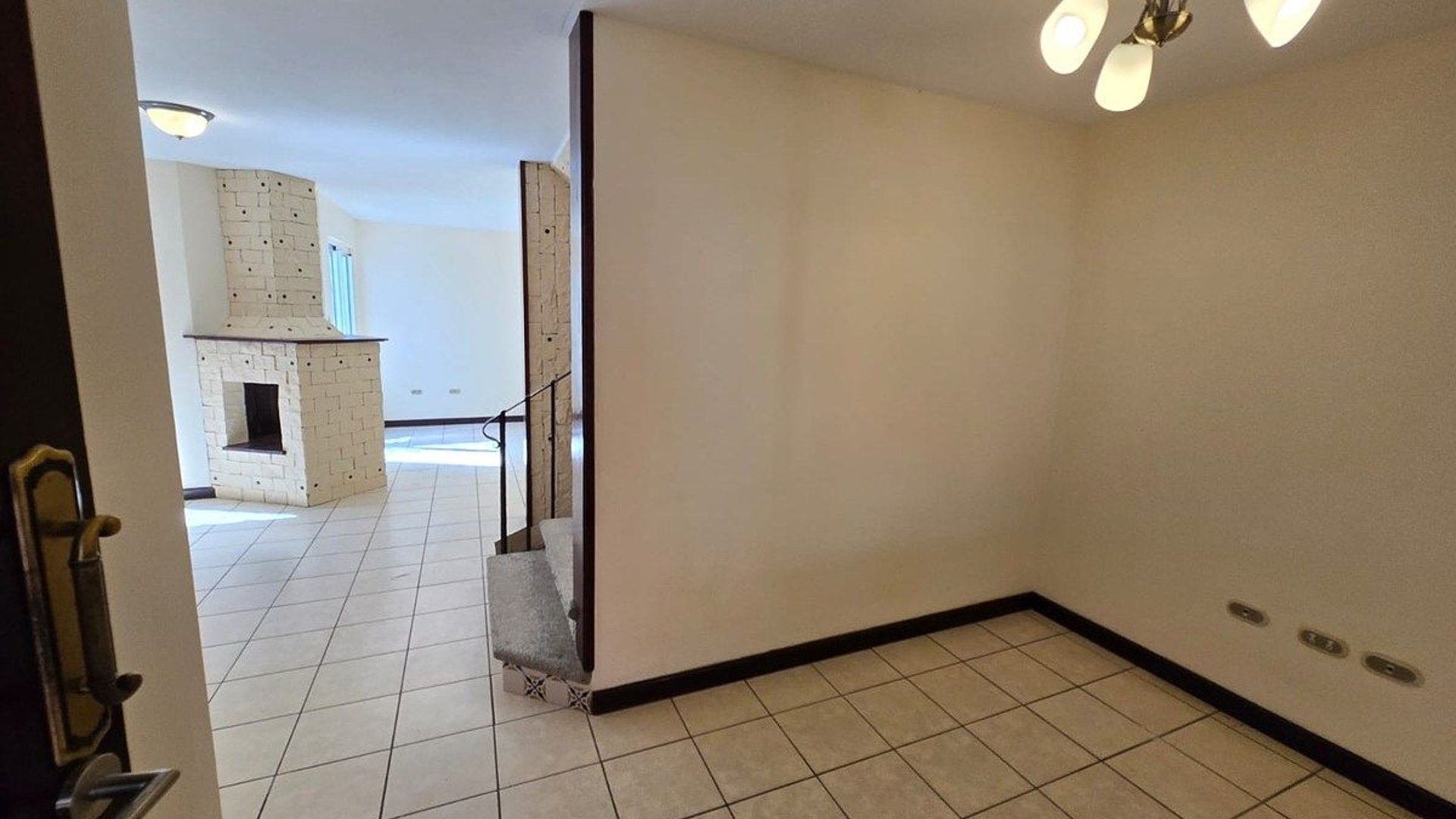 Casa en Venta en Condominio El Fortin km 18.5 CAES por Sporta‼️