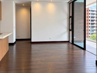 APARTAMENTO EN ALQUILER 📍 Edificio Echo, Zona 14 - 2