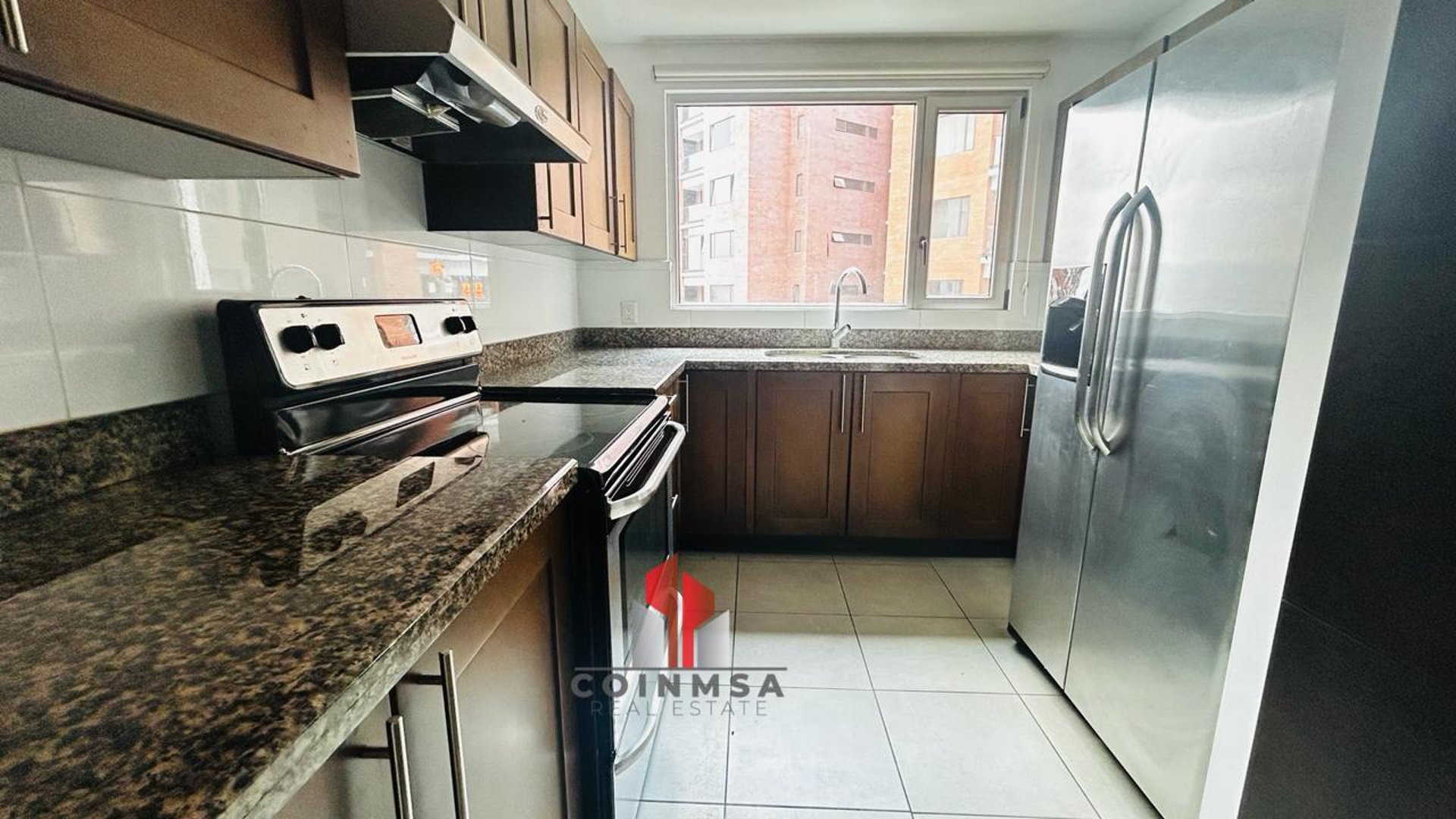 Apartamento en renta zona 14 / Attica II - Miniatura 2