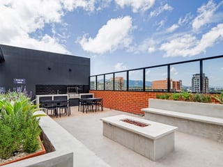 Apartamento de 3 habitaciones en venta, zona 10 - 5