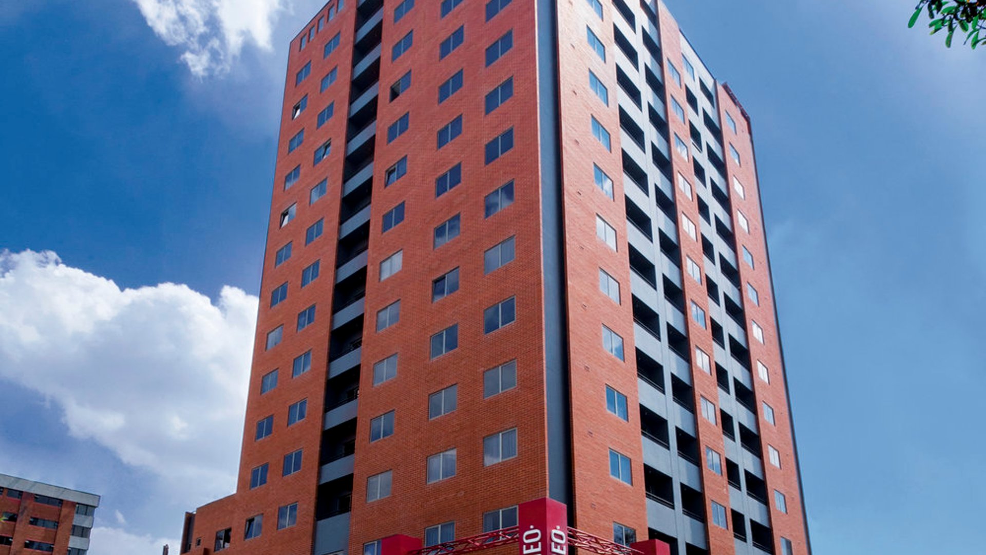 APARTAMENTO EN RENTA – EDIFICIO NEO | ZONA 10