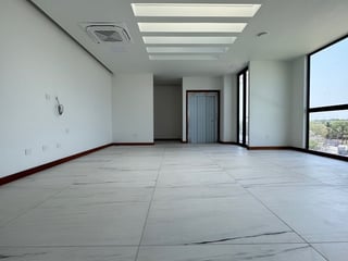 Exclusiva Mansión Frente al Mar en Venta Ideal como Residencia de Lujo u Hotel - Image 22