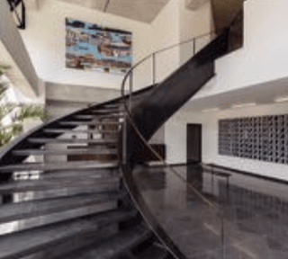 Oficina en renta zona 4