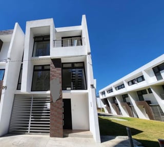 Town house en renta en zona 7