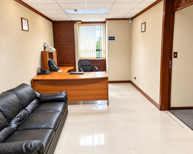 Oficina en Venta de 168 m² – Totalmente Equipada Zona 10