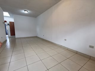 Vende Casa en Villa Hermosa 1 Z 7 San Miguel Petapa!!! - Image 1