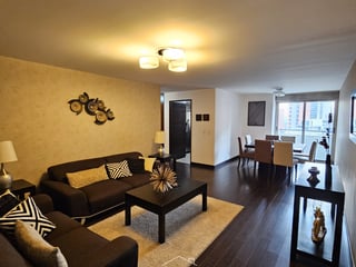 Apartamento en venta Edificio Áttica II Zona 14 3 habitaciones - Image 5