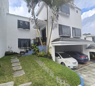 Casa en Venta en Condominio sobre Bulevar San Cristóbal