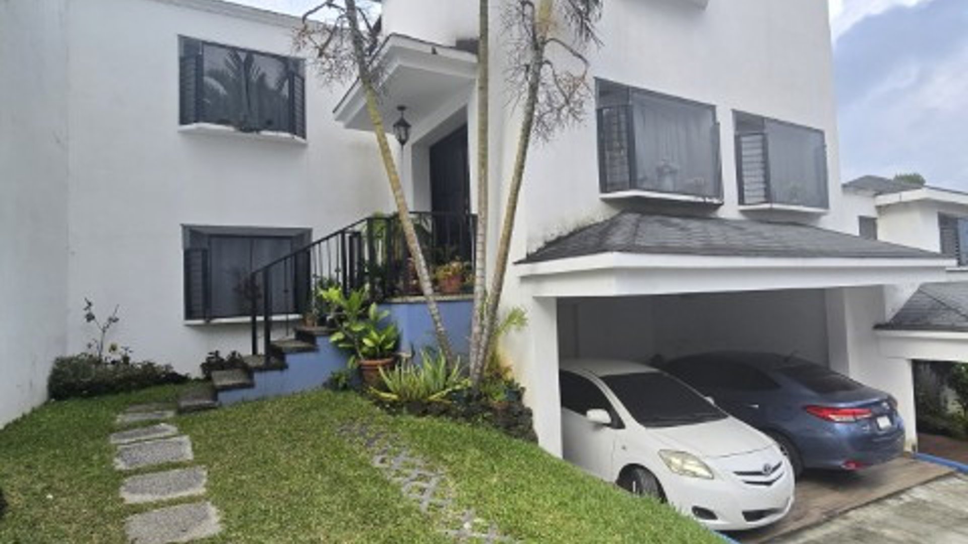 Casa en Venta en Condominio sobre Bulevar San Cristóbal