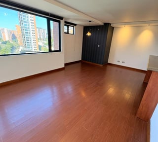 Alquilo apartamento en Torre Condesa zona 14