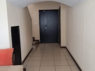 Spacious 3 Bed House with Parking in Fraijanes, Guatemala - $170K - Image 5