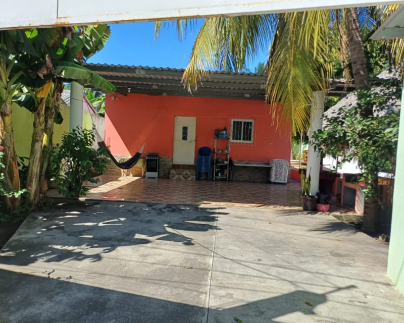 Linda casa a 15 minutos del puerto