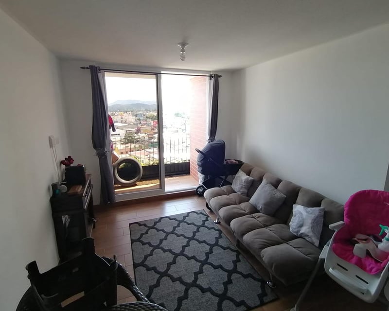 Apartamento en alquiler, 3 habitaciones,  Edificio Roque Zona 2 - Miniatura 3