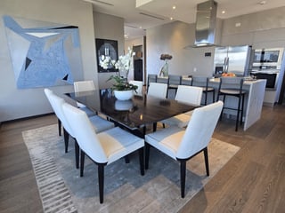 Lujosos Apartamentos en Zona 10 en Santa Sofia - Image 4