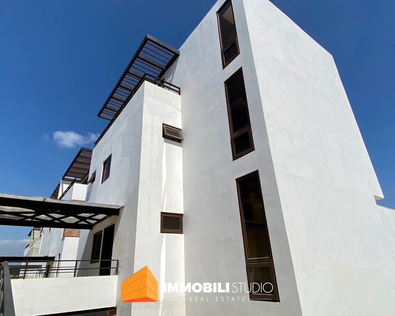 Casa en venta, en Zona 15