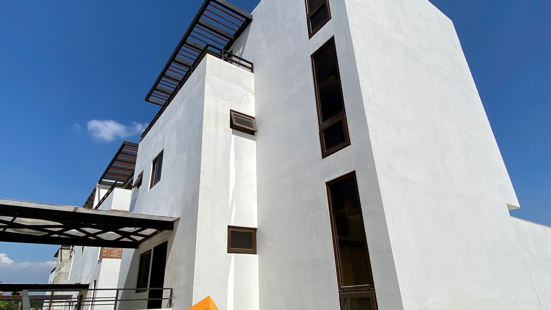 Casa en venta, en Zona 15