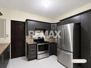 Casa en Venta en San Cristóbal, Guatemala - 3