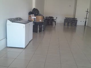 Local comercial en Villa Canales - 2