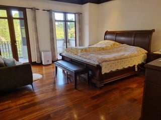 Venta de apartamento 5 habitaciones con balcones en KM11 Ref-4990 - 3