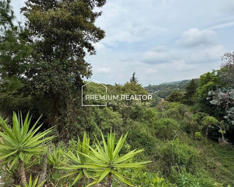 Land for Sale in Mixco, Guatemala | 299msq, Flat Terrain | $63,000