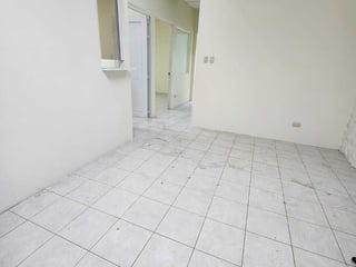 Oficina en ALQUILER en Pradera zona 10 - 2