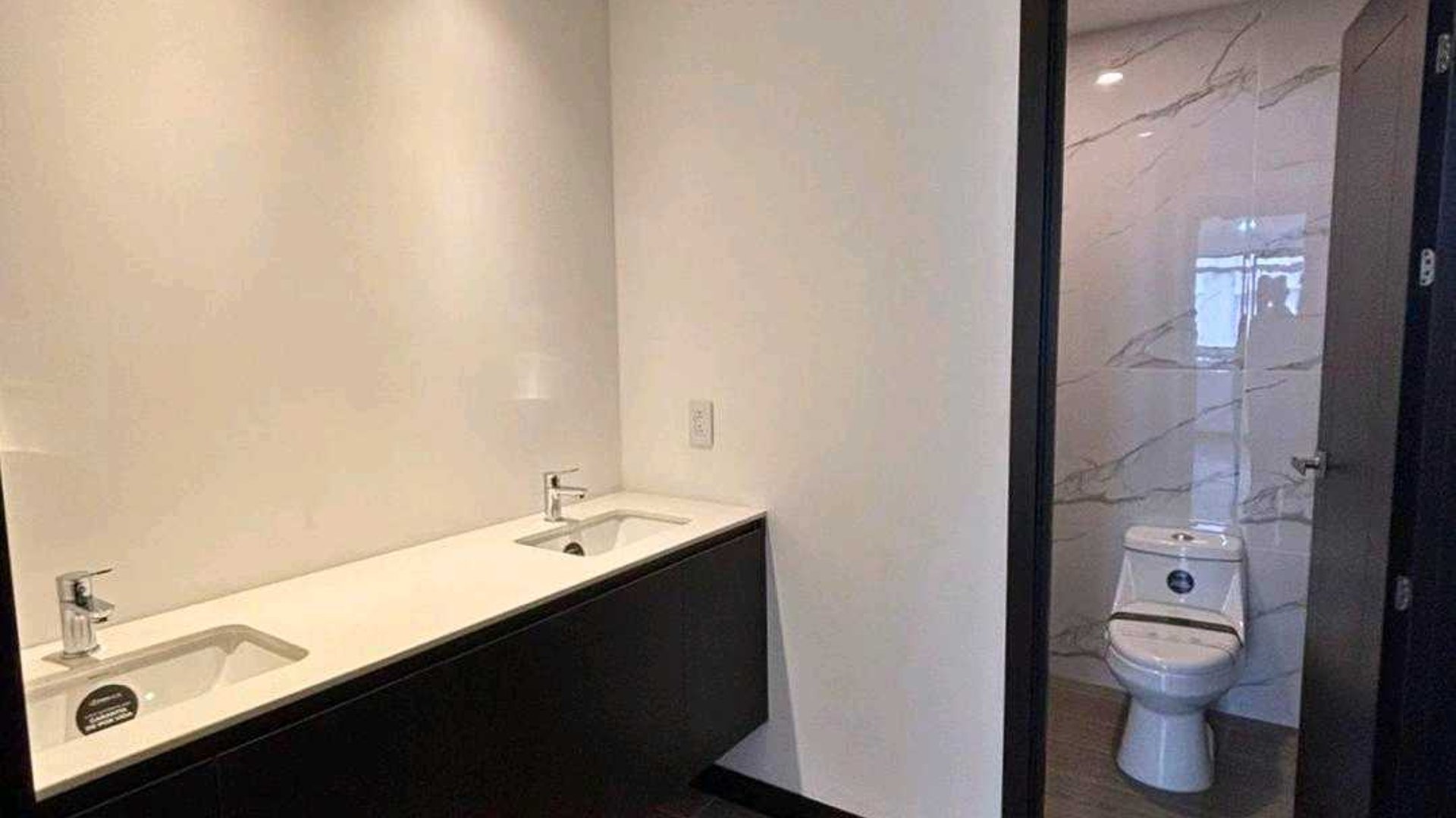 APARTAMENTO EN ALQUILER???? Edificio Alena, Zona 15 VH II - Miniatura 9