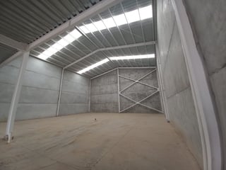 Carretera Salvador Km 16,5 /Bodegas en Renta-Venta - Image 3