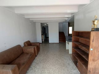 Casa en venta en Pinares del Norte, zona 18. - 3