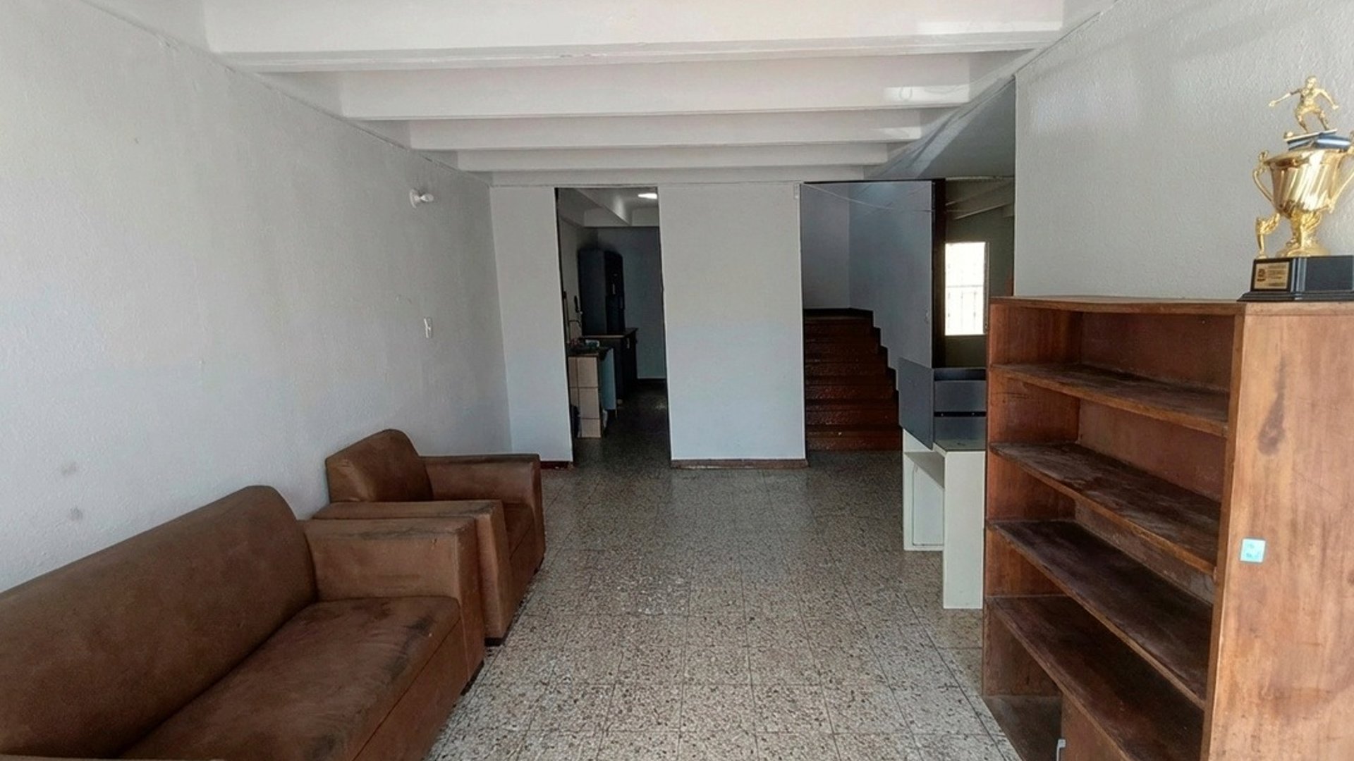 Casa en venta en Pinares del Norte, zona 18. - Miniatura 3