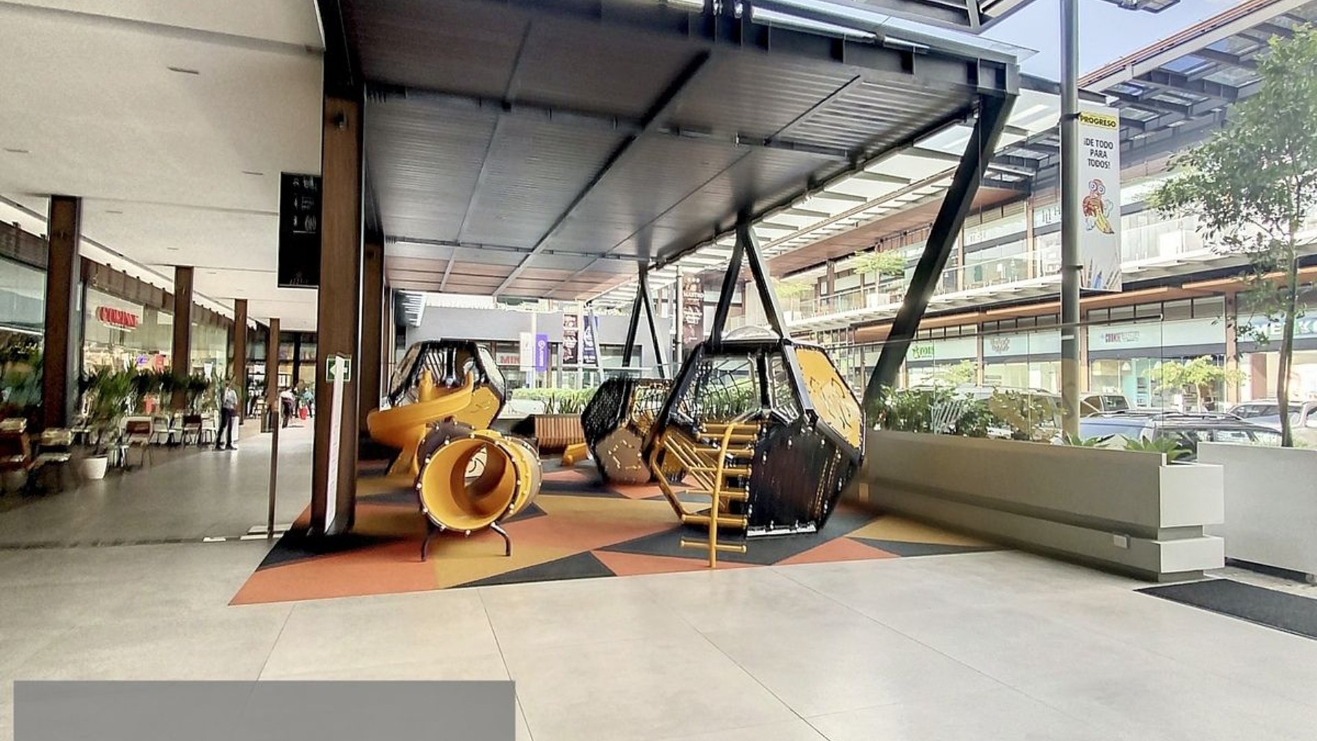 SPAZIO/ Oficina en Venta zona 16 - Miniatura 3