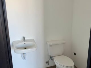 TORINO 1 / Oficina en Venta, zona 10 - 4