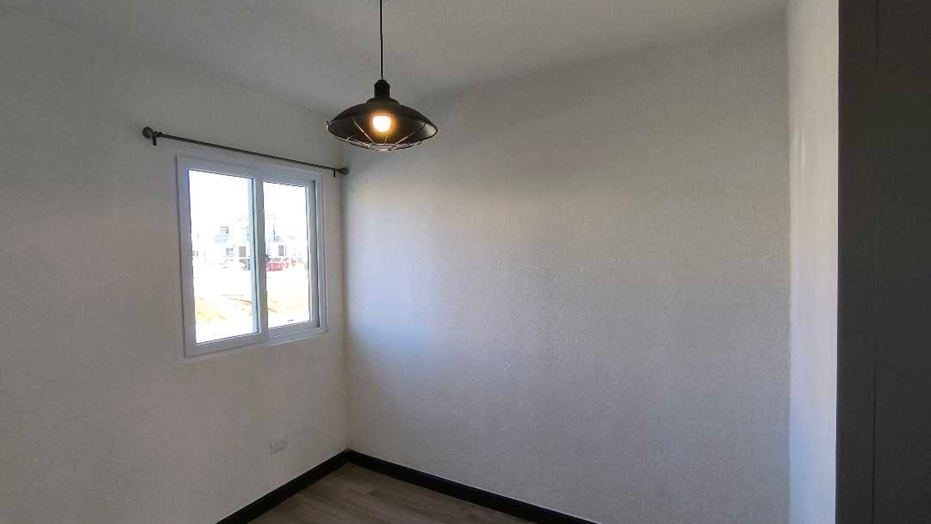 ALQUILO CASA PARA ESTRENAR EN CONDADO FLORENZA SAN JOSE PINULA - Miniatura 4