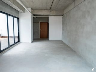 Oficina en VENTA en Sector exclusivo de Zona 14 - Image 2