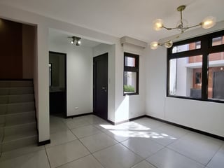 Condado Naranjo, Exclusiva casa en Venta o Renta - 4