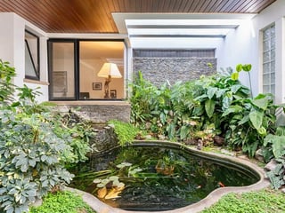 Casa con Piscina en Venta en Vista Hermosa I, Zona 15 - 3