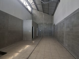 Local Comercial en Renta en la  Roosevelt – Zona 11, - 5