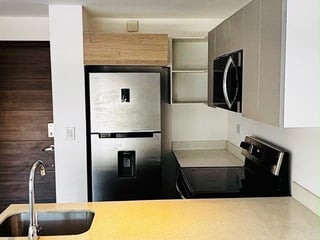 Apartamento en Venta en Parque Diez, Zona 10 - 3
