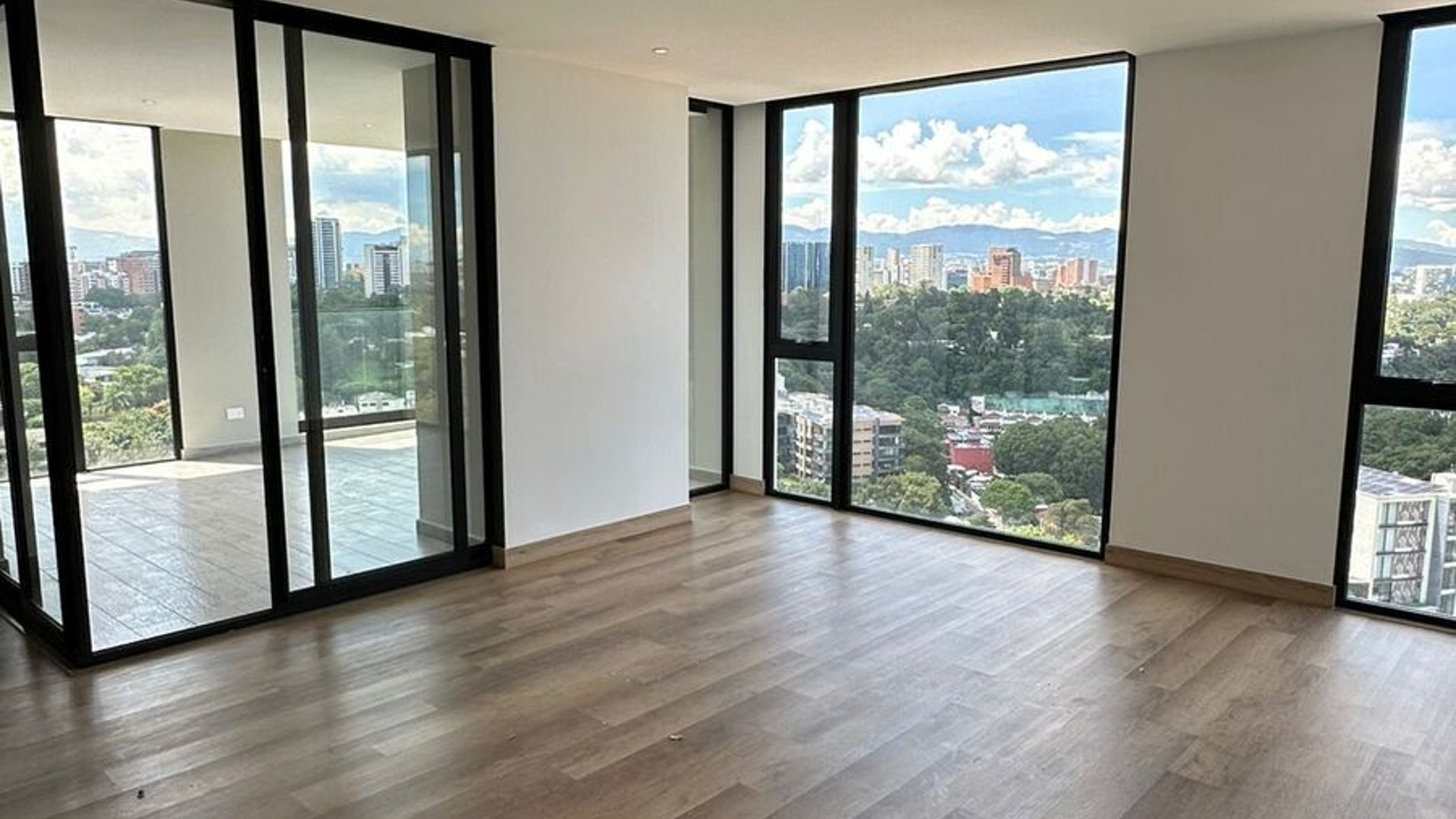 Apartamento en renta en zona 15 / Vista Hermosa I