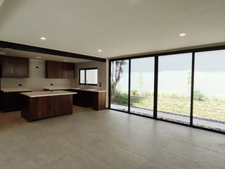 Espectacular Casa en Venta San Lucas Sacatepequez - 3