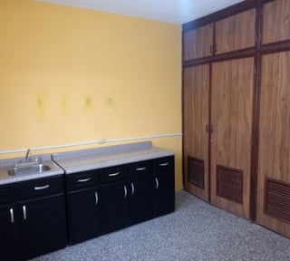 Clínica Médica en Renta Centro de Mixco, Guatemala