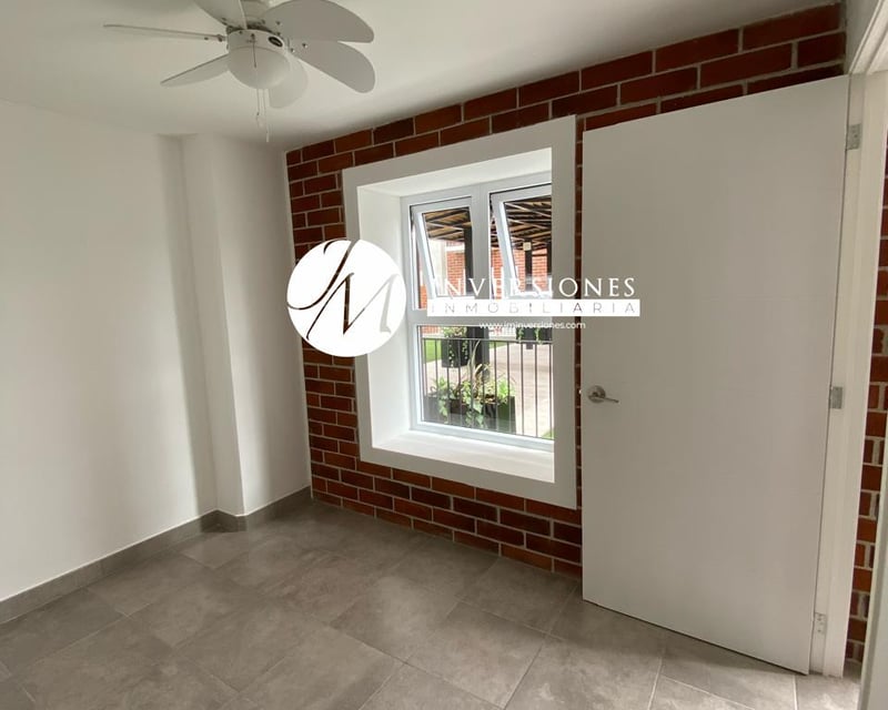 Apartamento en renta de 2 Dormitorios en zona 2
