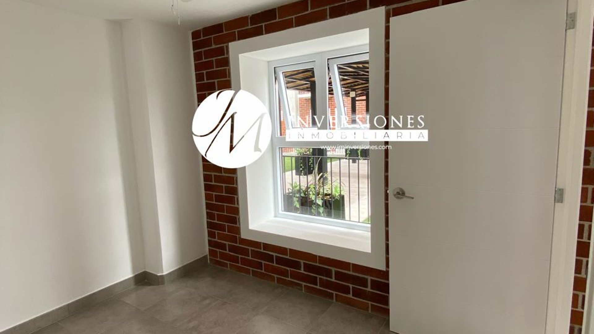 Apartamento en renta de 2 Dormitorios en zona 2