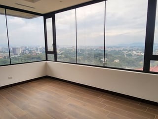 Penthouse en venta, Milenia zona 10. - 2