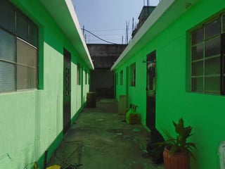 CASA COMERCIAL CON TERRENO EN VENTA EN SANTA MONICA VILLA NUEVA - Image 4