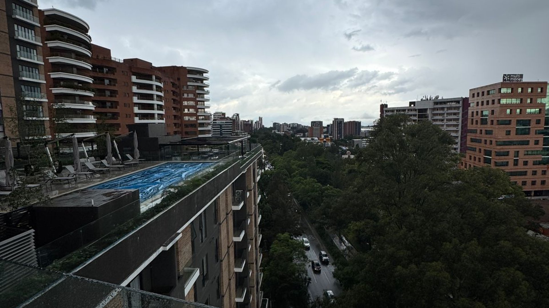 Vendo Apartamento 3 habitaciones en edificio Parque 14 Ref-6035 - Miniatura 20