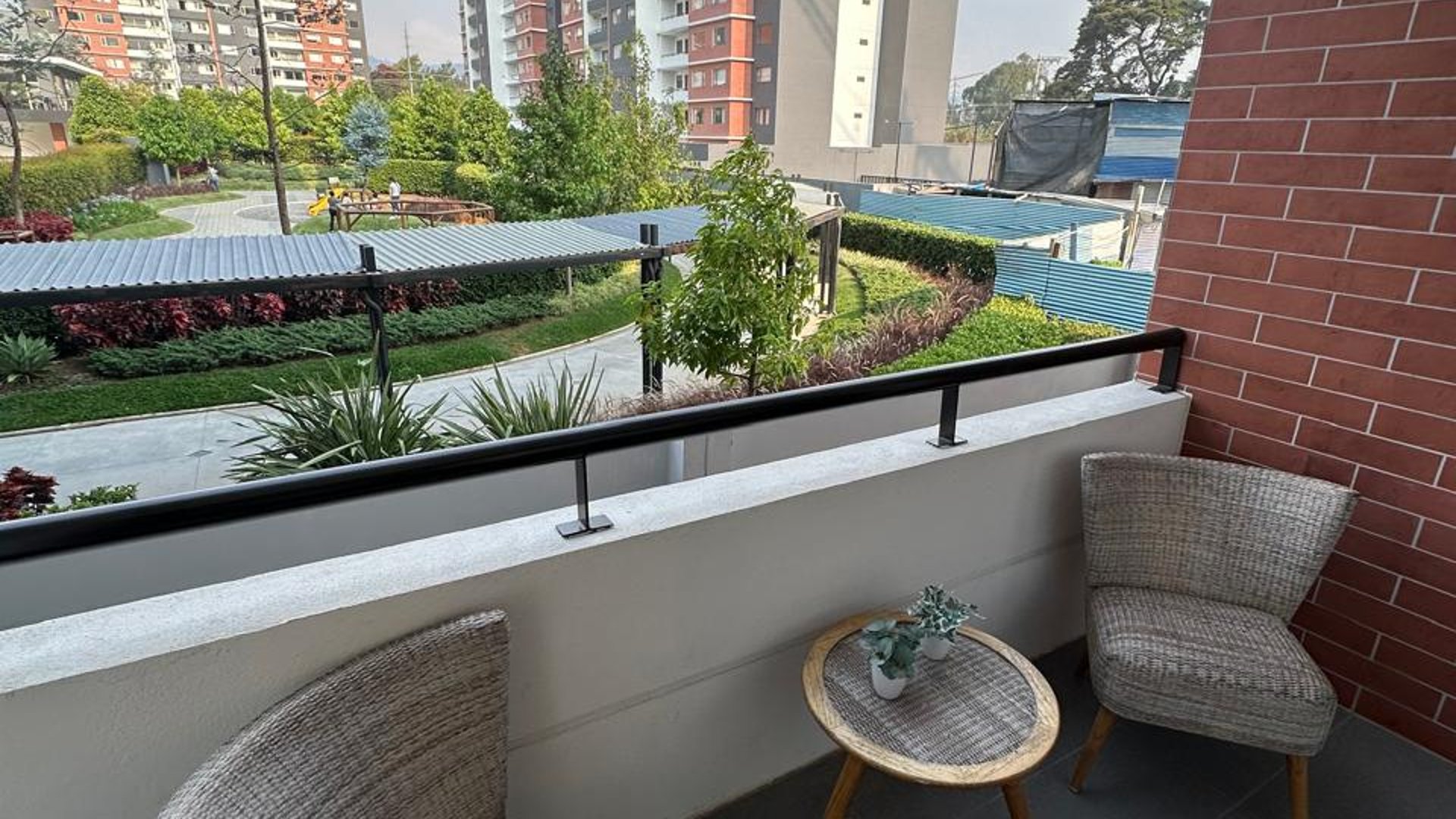Apartamento en renta, en Zone 14 - Miniatura 13