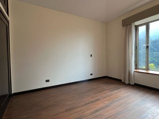 Venta de hermosa casa en Condominio – Colonia El Prado, Zona 10 - Image 10