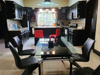 Preciosa Casa En Venta En Esquipulas, Chiquimula - 2