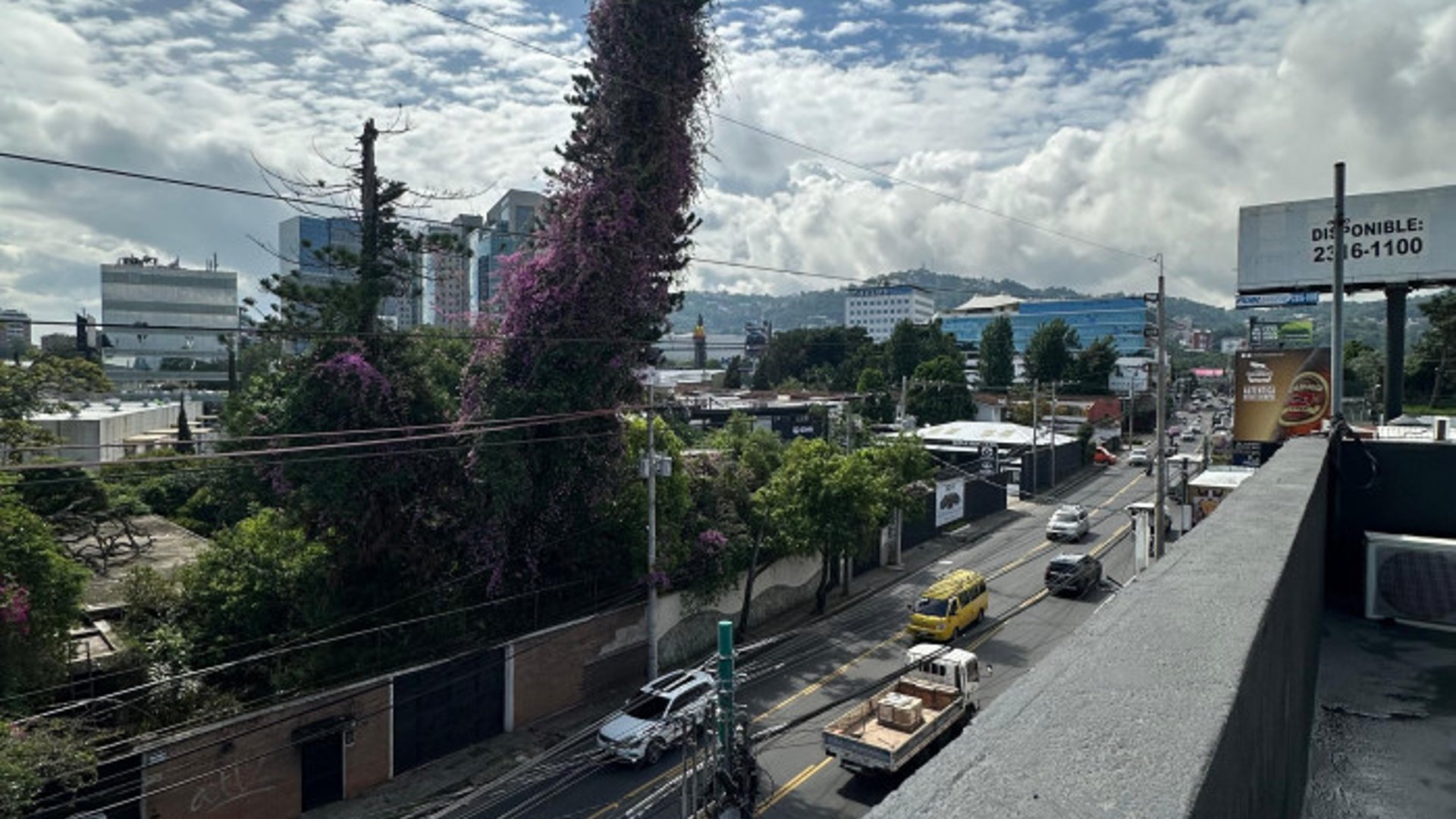Edificio en alquiler sobre la 20 calle zona 10 - Miniatura 22